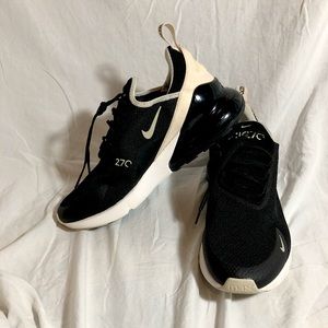 Women’s Nike Air 270